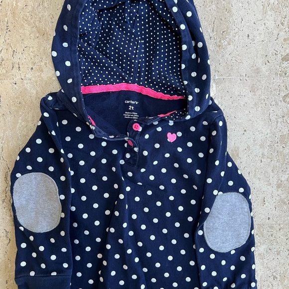 Gilt’s Size 2T 4- Shirt Bundle Healthtex, Carter’s, BTWEEN - Picture 5 of 6